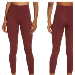 High Waist Studio Lite Pocket 7/8 Leggings